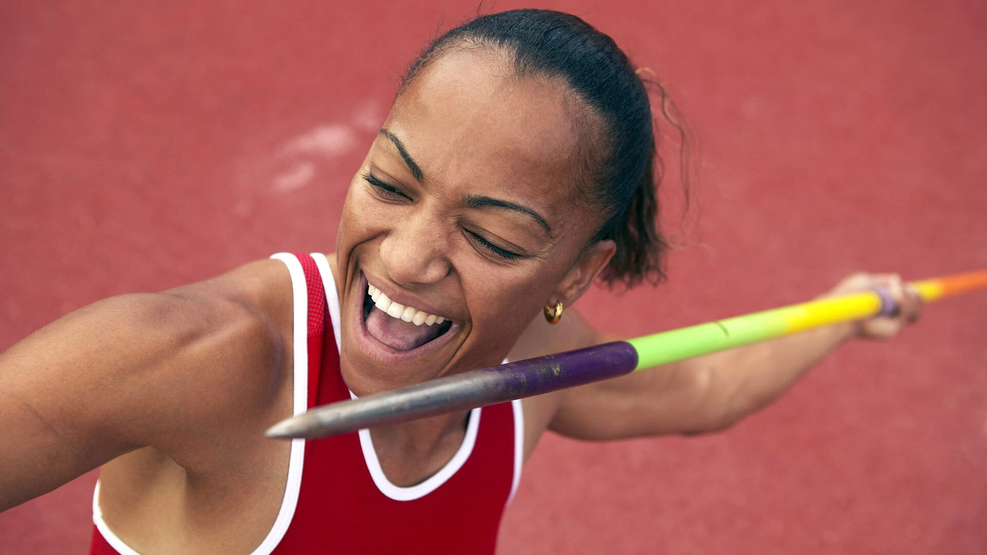 中国攀岩新星闪耀国际赛场，巴黎奥运资格赛再创佳绩